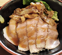ローストビーフ＆牛カルビ丼（柿安）