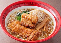 ボリューム排骨拉麺（万世麺店）