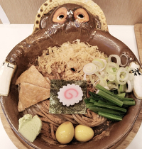 たぬきそば（たぬきは飲み物。）