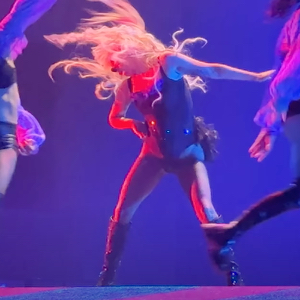 レディー・ガガの「The Mayhem Ball」の「Just Dance」